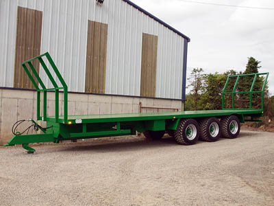 33 ft Tri Axel Trailer